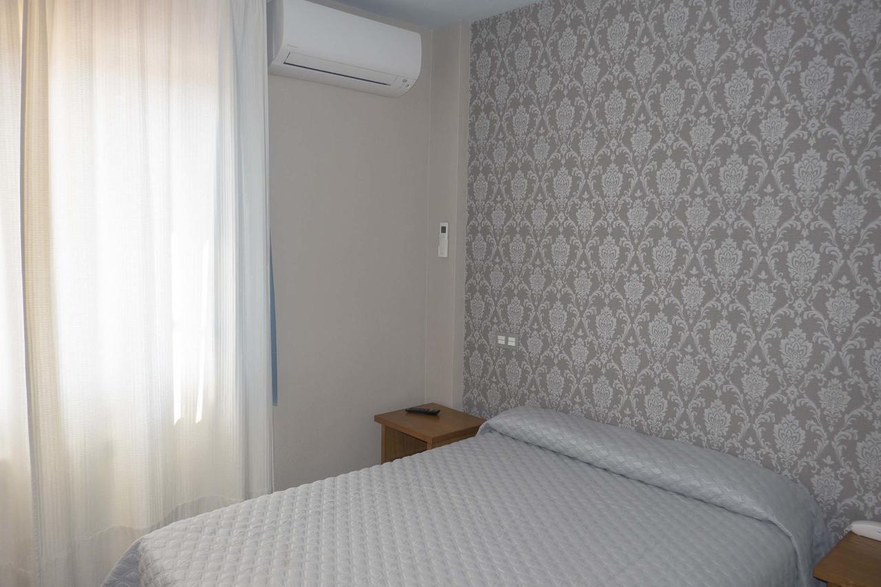 Hotel Simancas Extérieur photo
